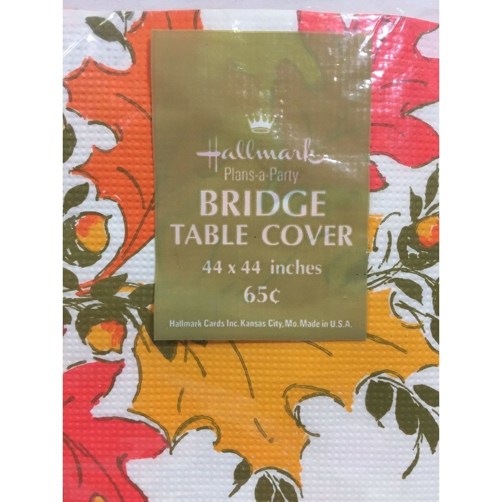 Autumn Thanksgiving Paper Table Cover Leaves NEW
